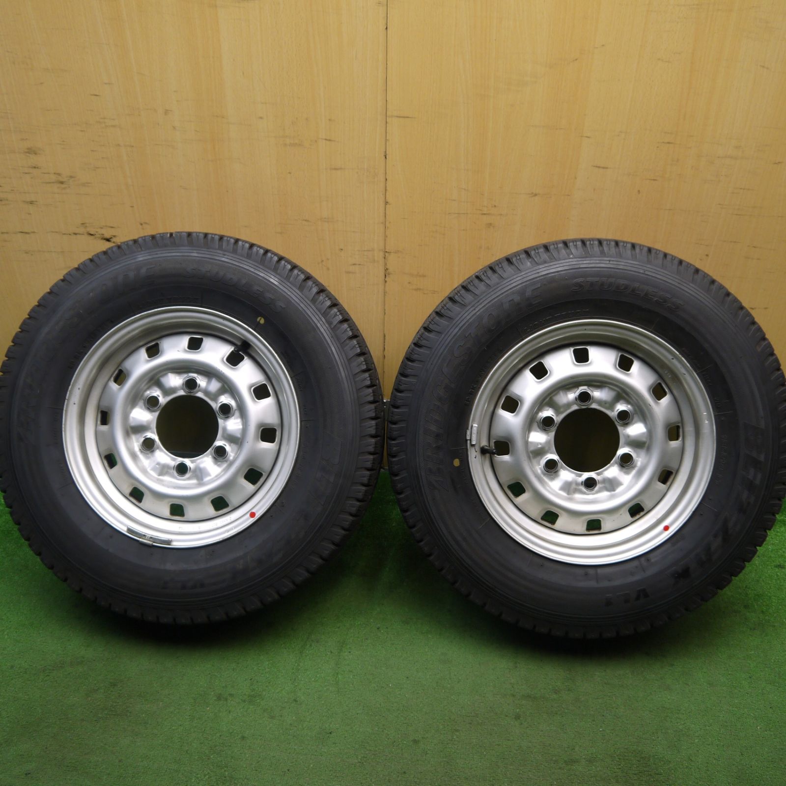 バリ溝！9分！2本☆スタッドレス 185R14 8PR ブリヂストン ブリザック 