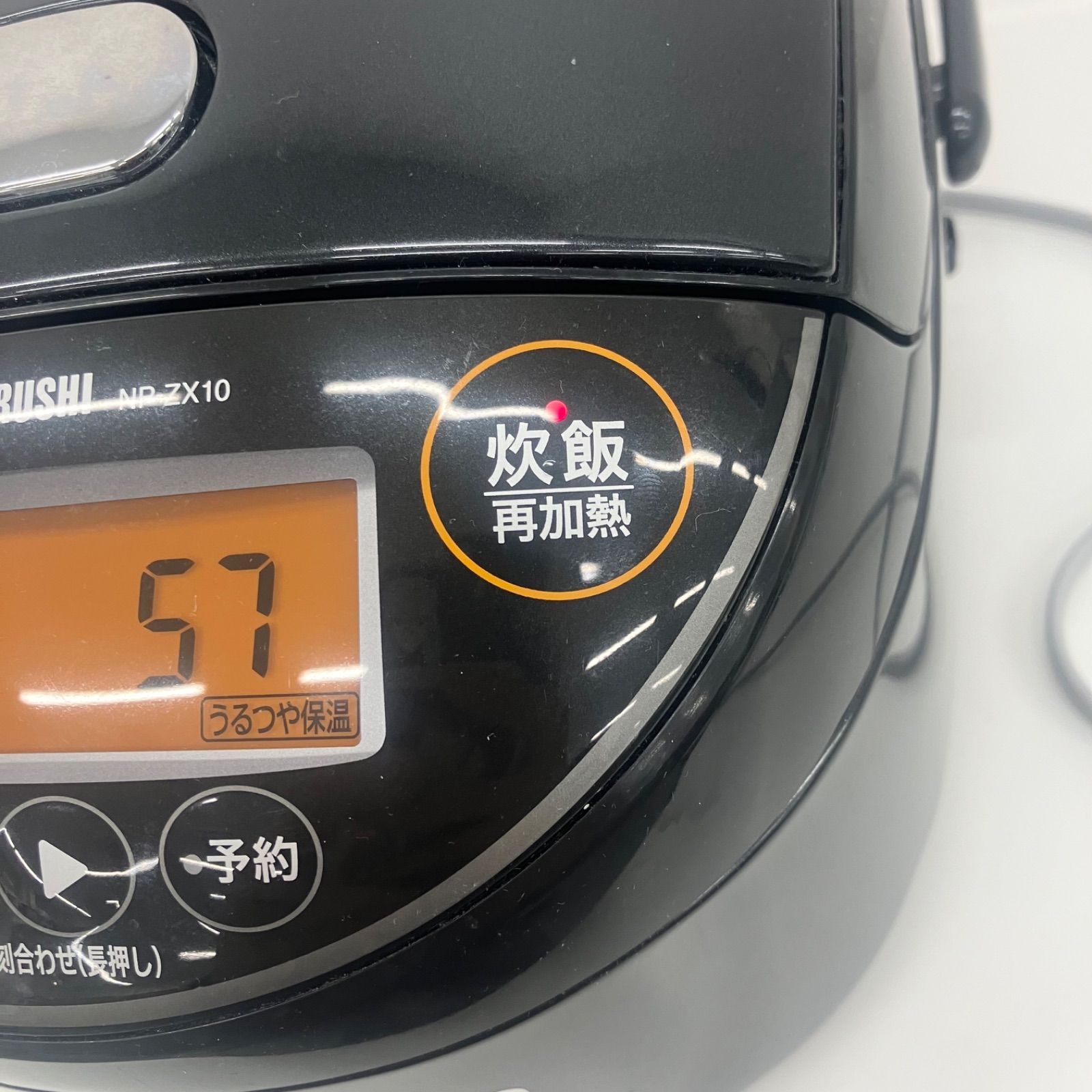 中古品】ZOJIRUSHI 象印 炊飯器 24年製 NP-ZX10 KA - メルカリ
