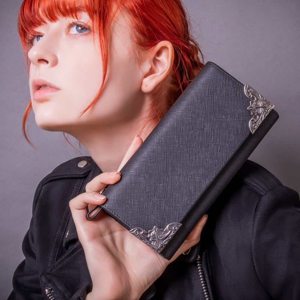 アルテミスクラシック レザーブランド