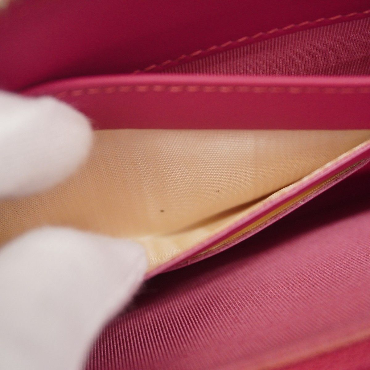 5hb0511-h】シャネル 長財布 マトラッセ パテントレザー ピンク  