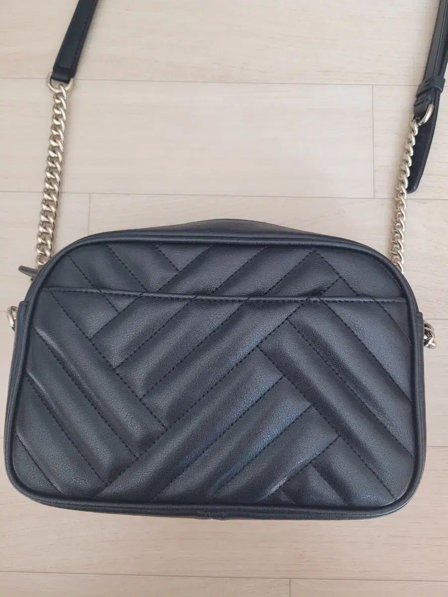 METROCITY メトロシティ キルティング チェーン クロスバッグ ブラック