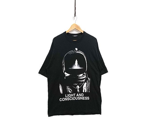 新品)アンダーカバー LIGHT AND CONSCIOUSNESS Tシャツ | kensysgas.com