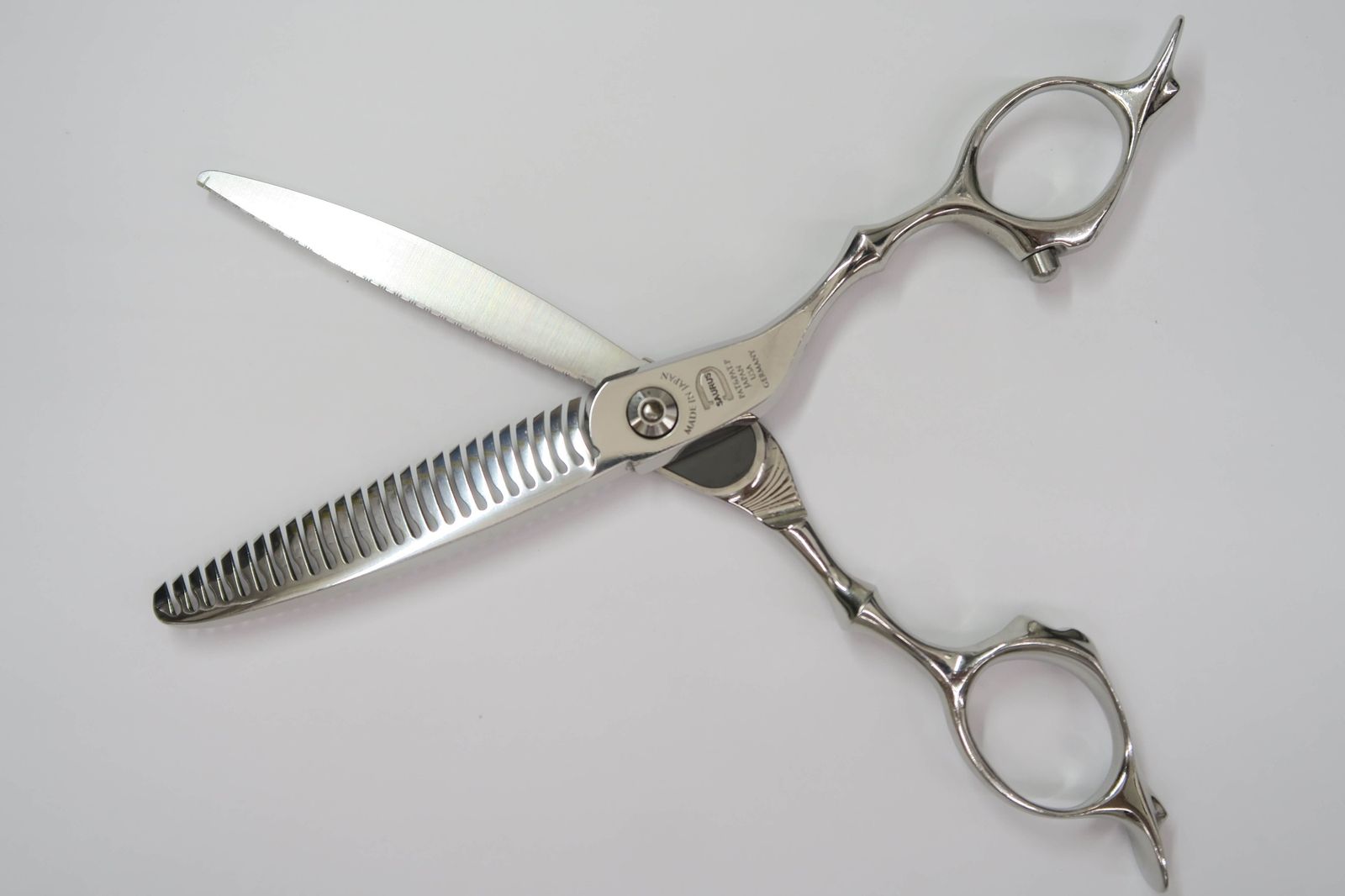 トギノン ダイナザウルス 美品 ダイナ ザウルス 6.1インチ 70% カット