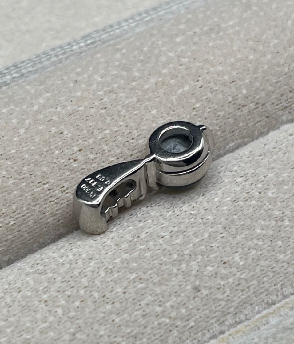 JJ130☆高級 大粒アレキキャッツ1.397ct D pt ヘッド ソ付 - メルカリ