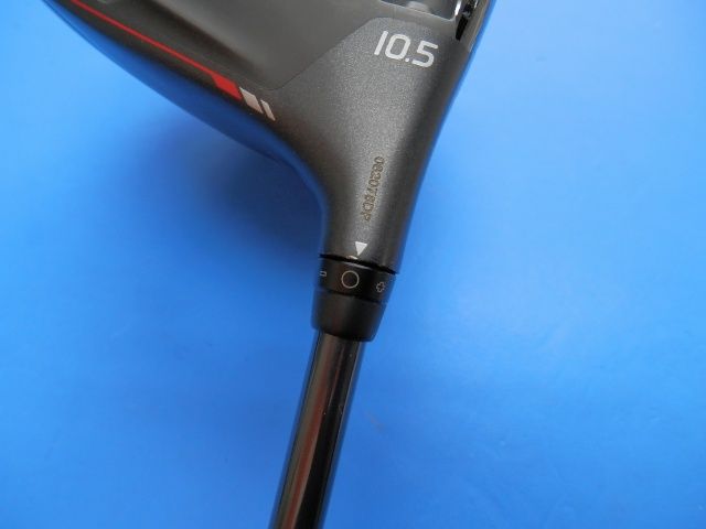プラス