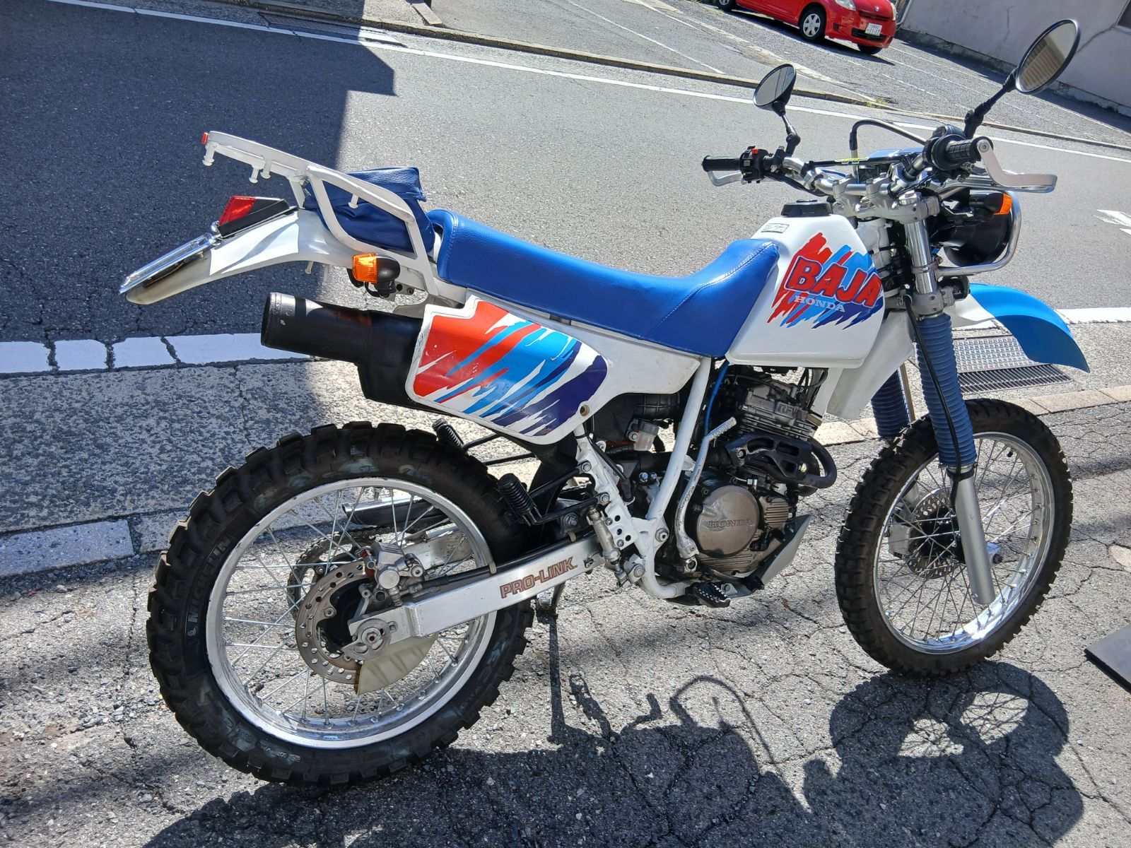 XLR250 MD22 バハ 純正 リアホイール おまけ付き 手渡し歓迎 ホンダ XLR250 BAJA】純正リアホイールSET 18x2.15（実動 動画あり 旧