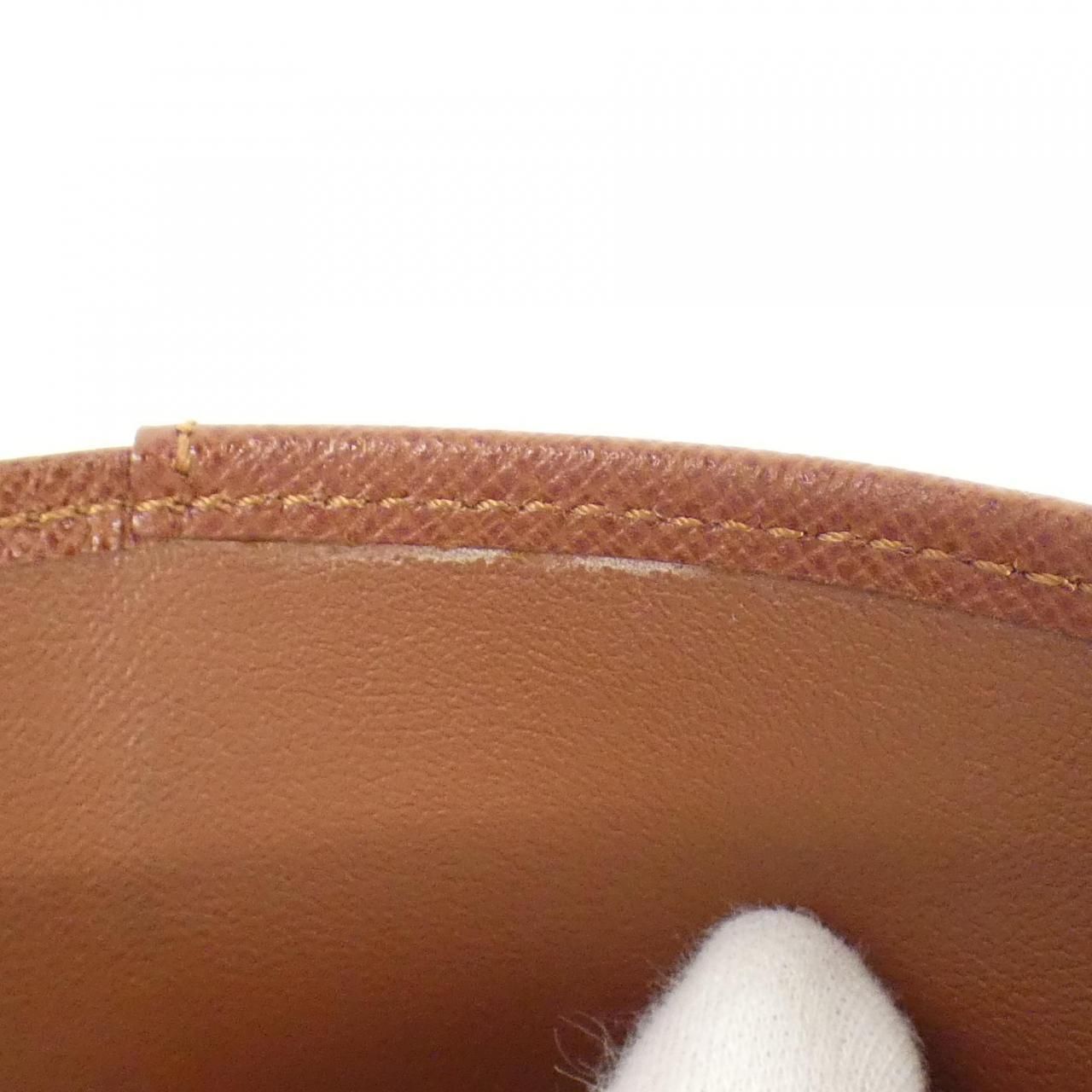 クレディ
