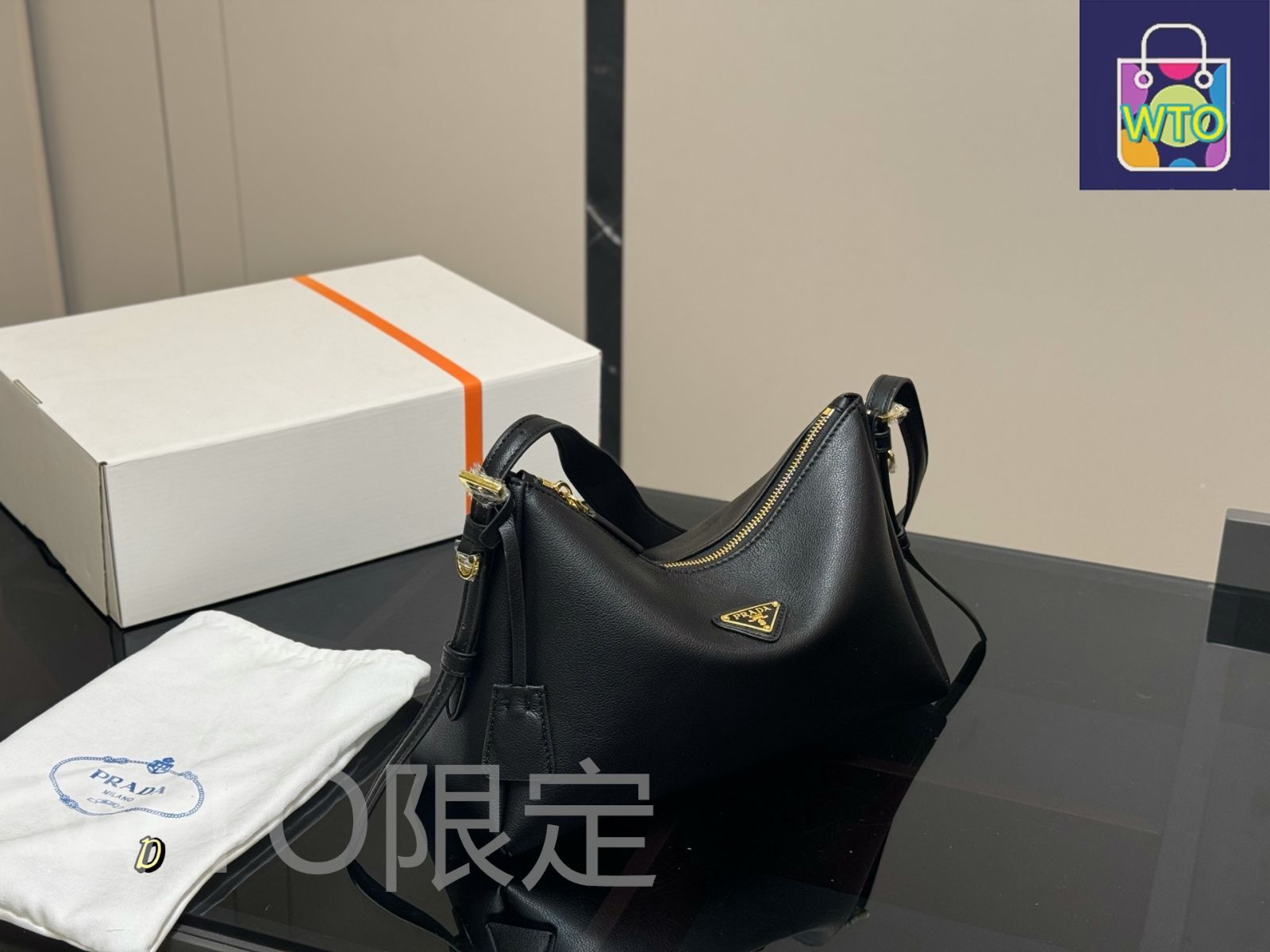 今日 Prada プラダ ヴィンテージ ホボ アームポーチ 30×20cm