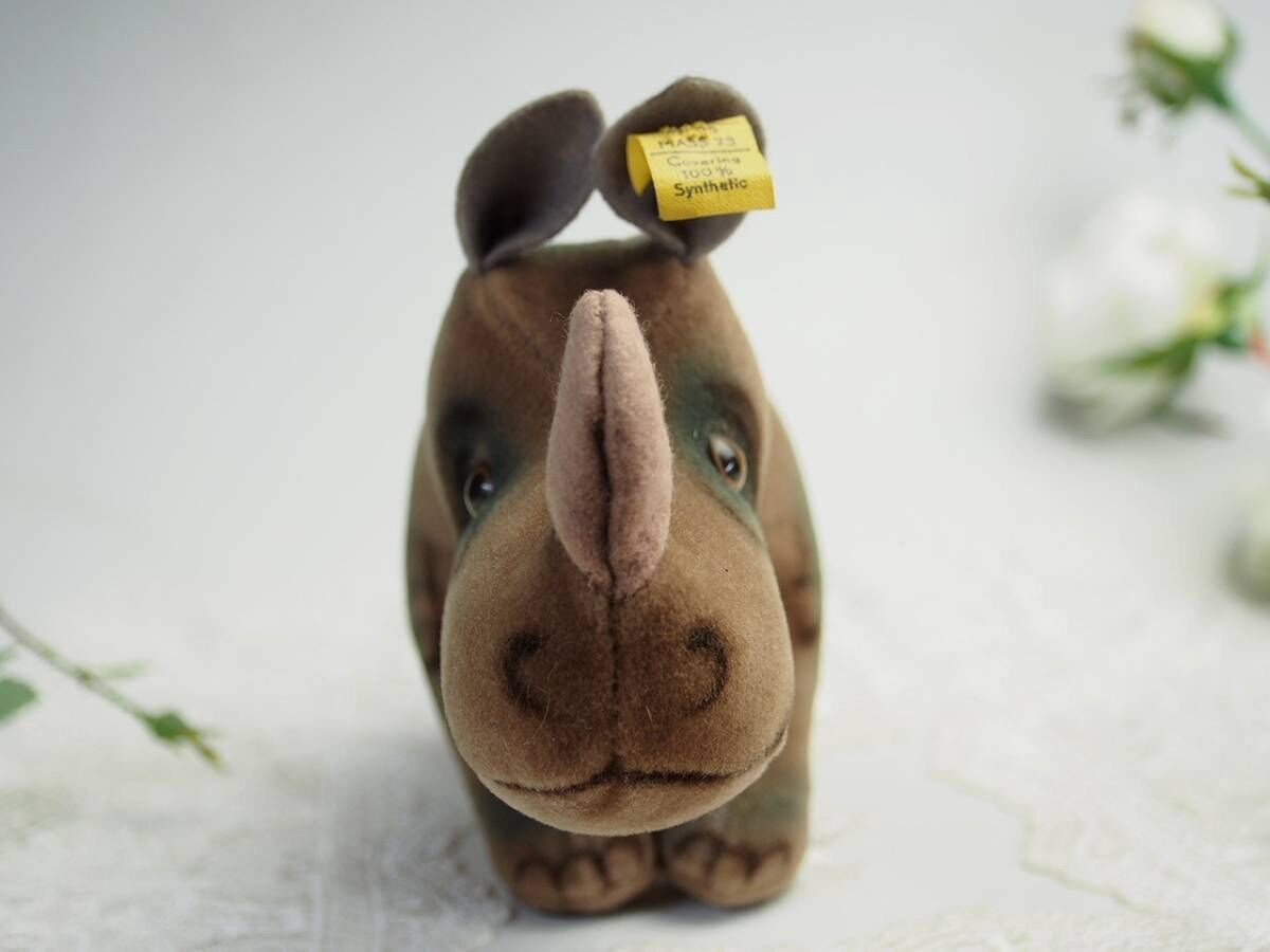 シュタイフ★Rhinoceros Nosy★(最小)サイのノージー/ライノセロス シュタイフ☆Rhinoceros Nosy☆(最小)サイのノージー