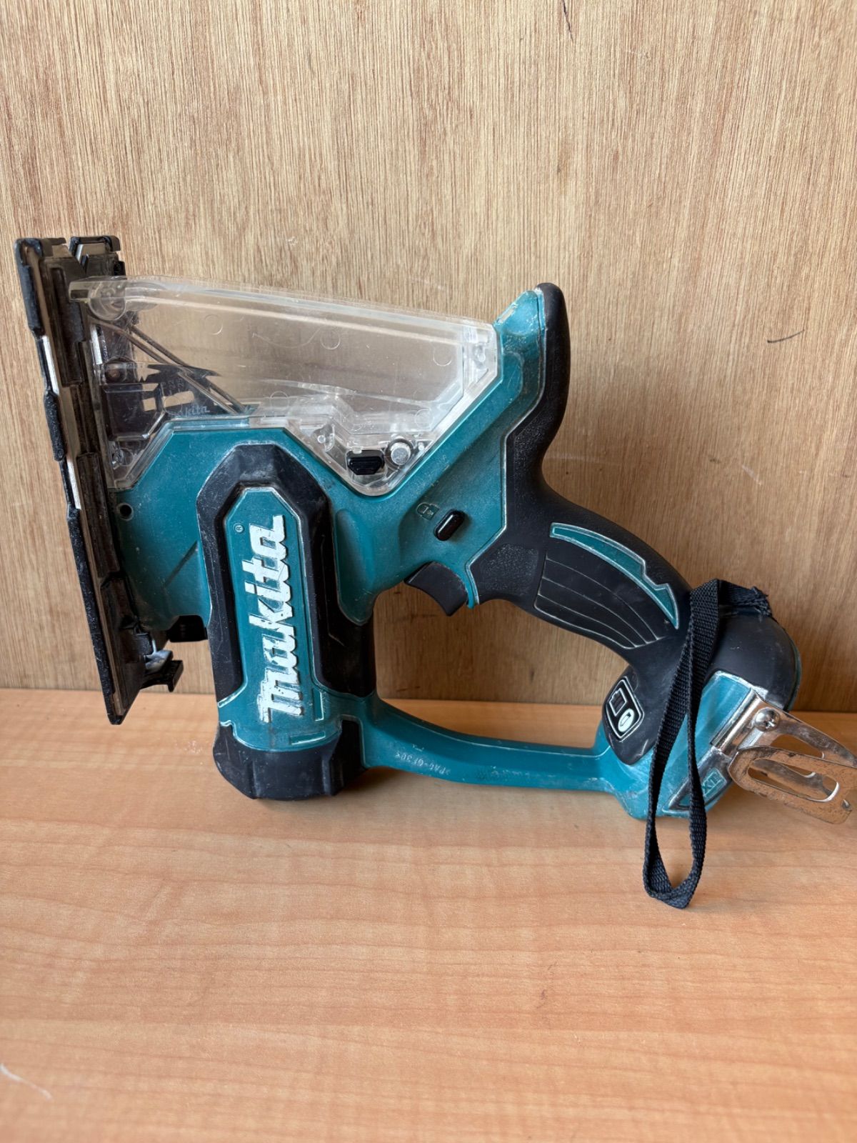 makita マキタ ボードカッター SD180D 18V 本体のみ 動作良好