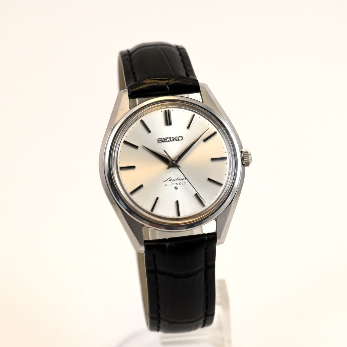 SEIKO スカイライナー 6100-8000 21石 手巻 1960年代 SEIKO セイコー スカイライナー 21石 6100-8000 シルバー 手巻き