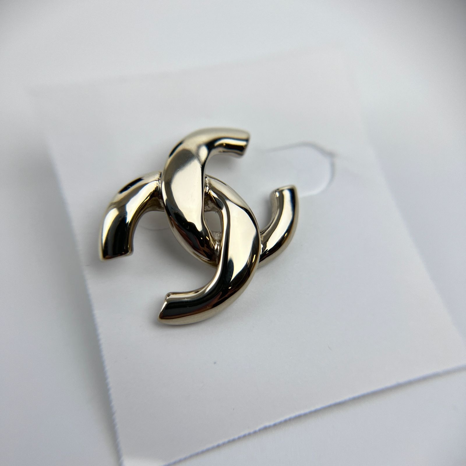 CHANEL ヴィンテージ　ピアス　ココマーク　ゴールド　マトラッセ　ロゴ CHANEL シャネル ココマーク ピアス ゴールド オールド vintage
