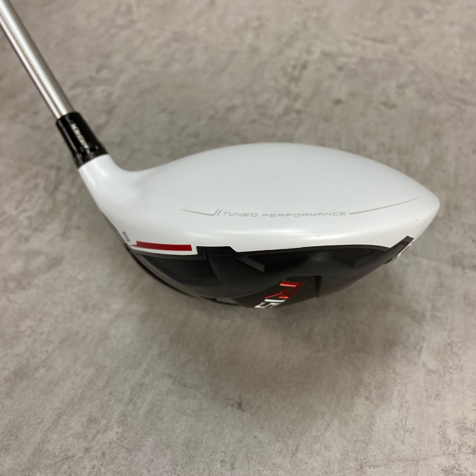 TaylorMade　テーラーメイド　R15　メンズゴルフドライバー　カーボン　R　10°　右利き用　DR　45.25インチ 約314g　D-3 ヘッドカバーあり TaylorMade テーラーメイド R15 メンズゴルフドライバー