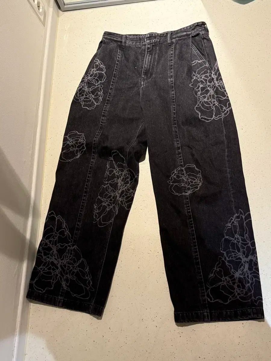 MARTIN PLAN マーティンプラン デニム Flower Lazer Wide Denim ー BLACK