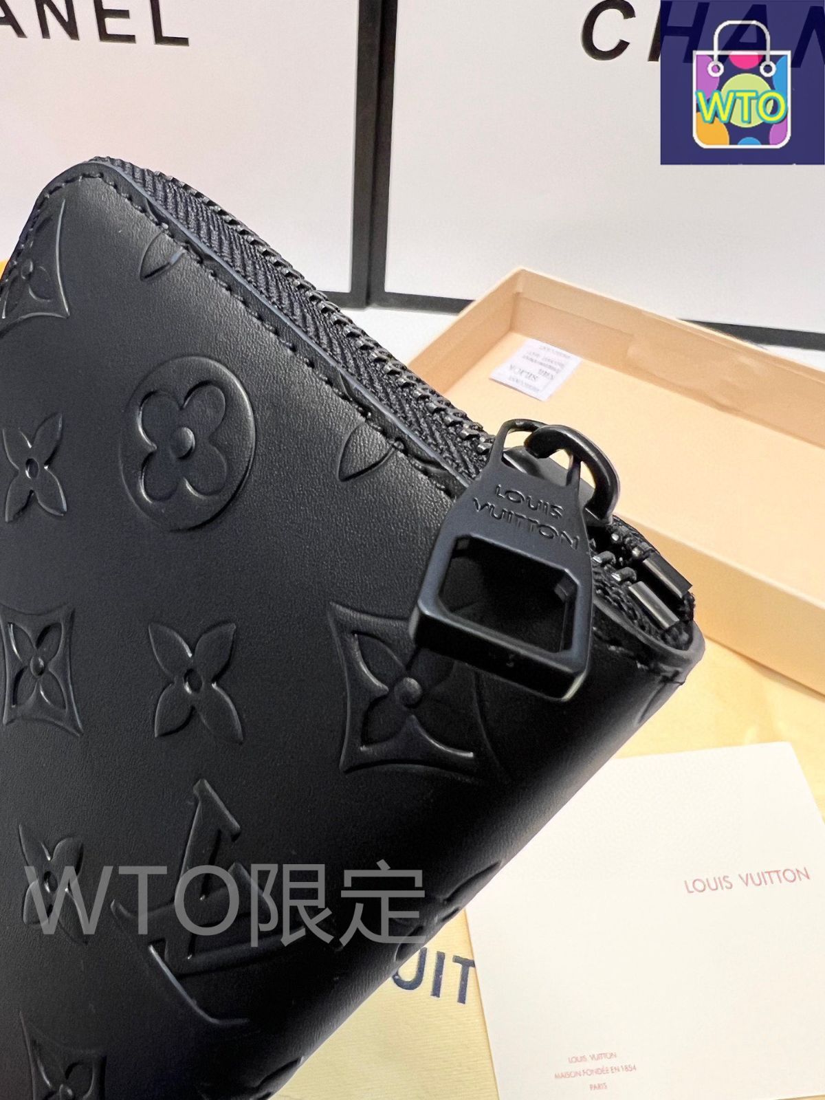 ルイ・ヴィトンのポーチ 楽天市場】LOUIS VUITTON ルイヴィトン ダブルフォンポーチ NIGO