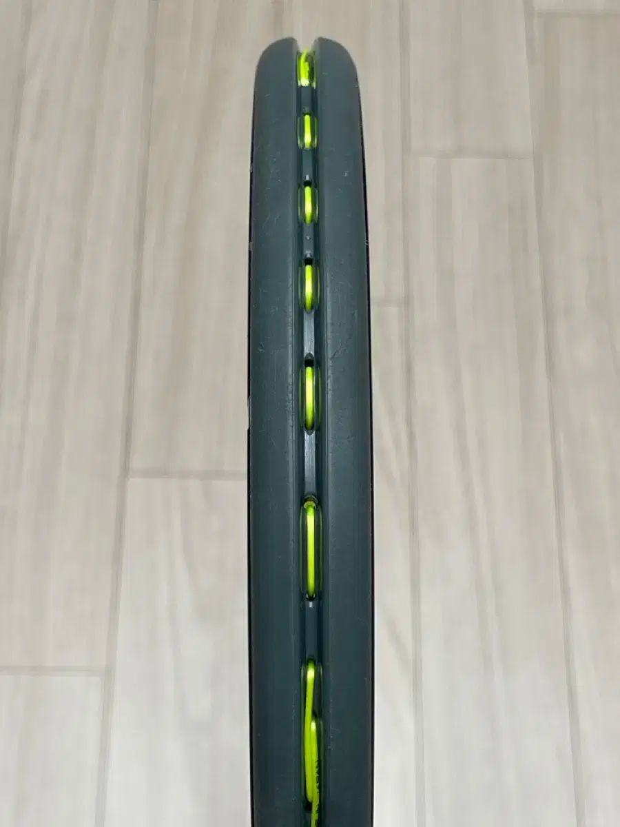 ライト テニスラケット