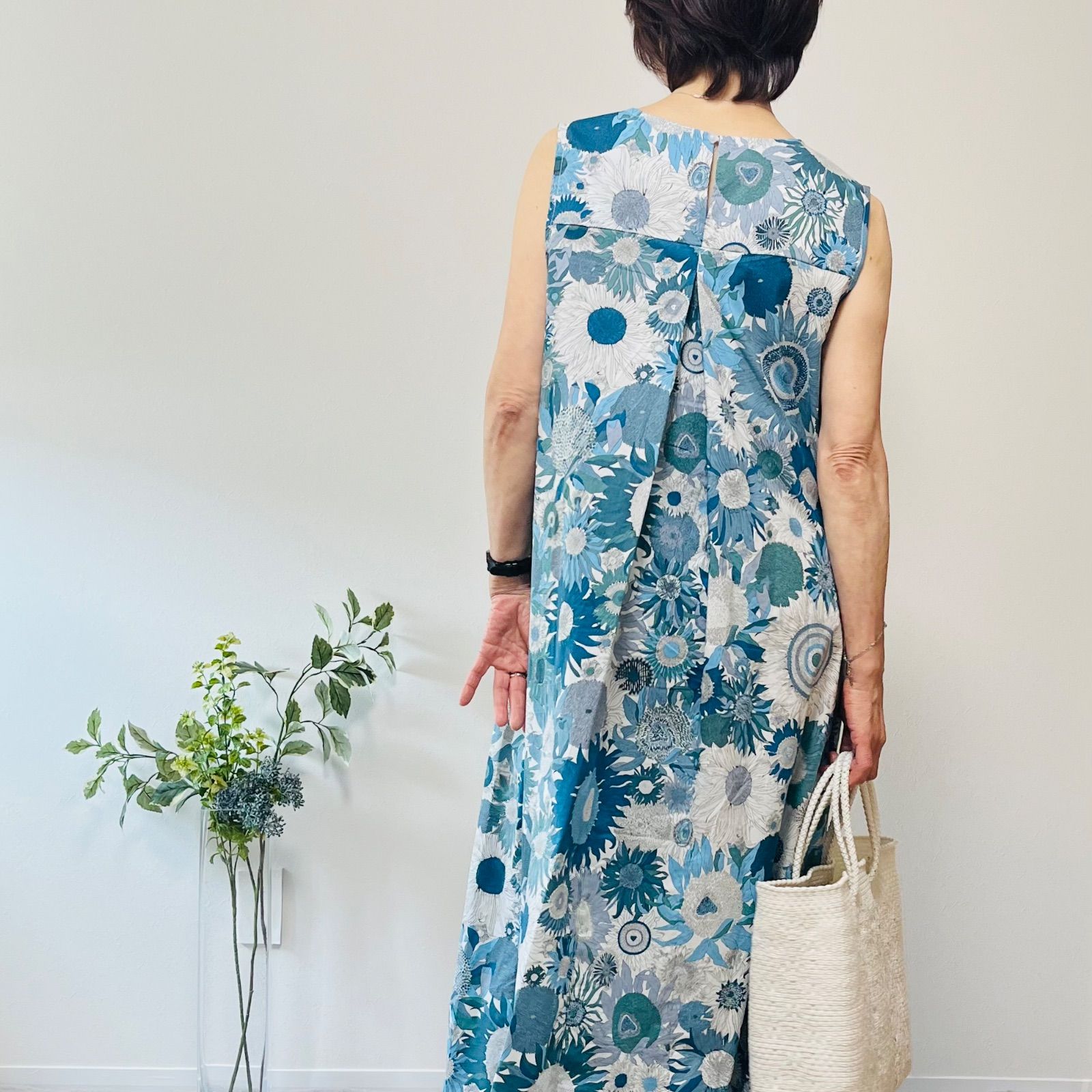 New】リバティ柄ひまわりタックワンピース / リゾートワンピ 花柄