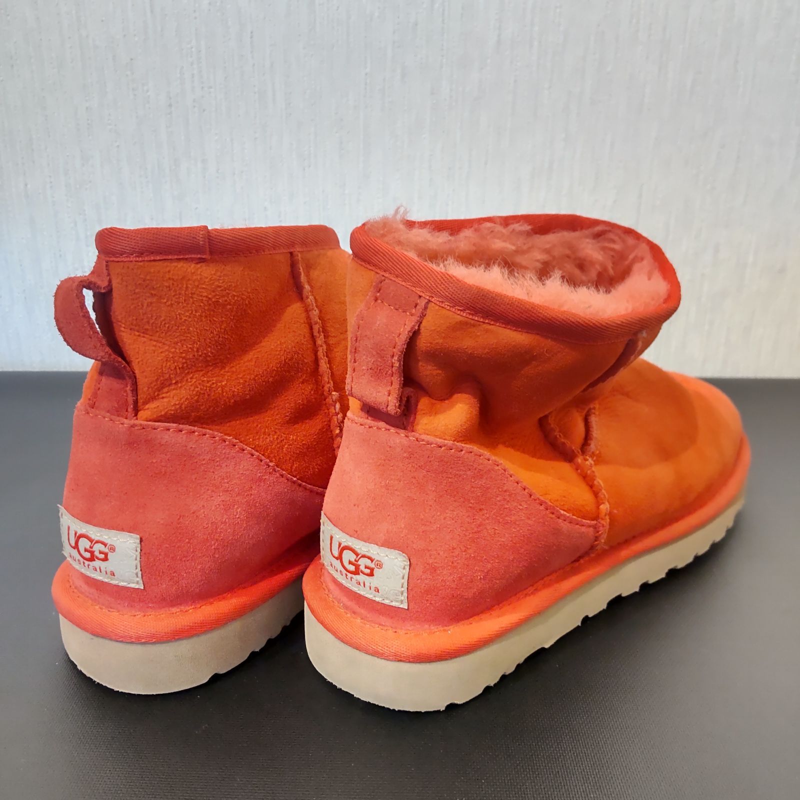 UGG アグ ショートブーツ ムートン レッド サイズ24cm