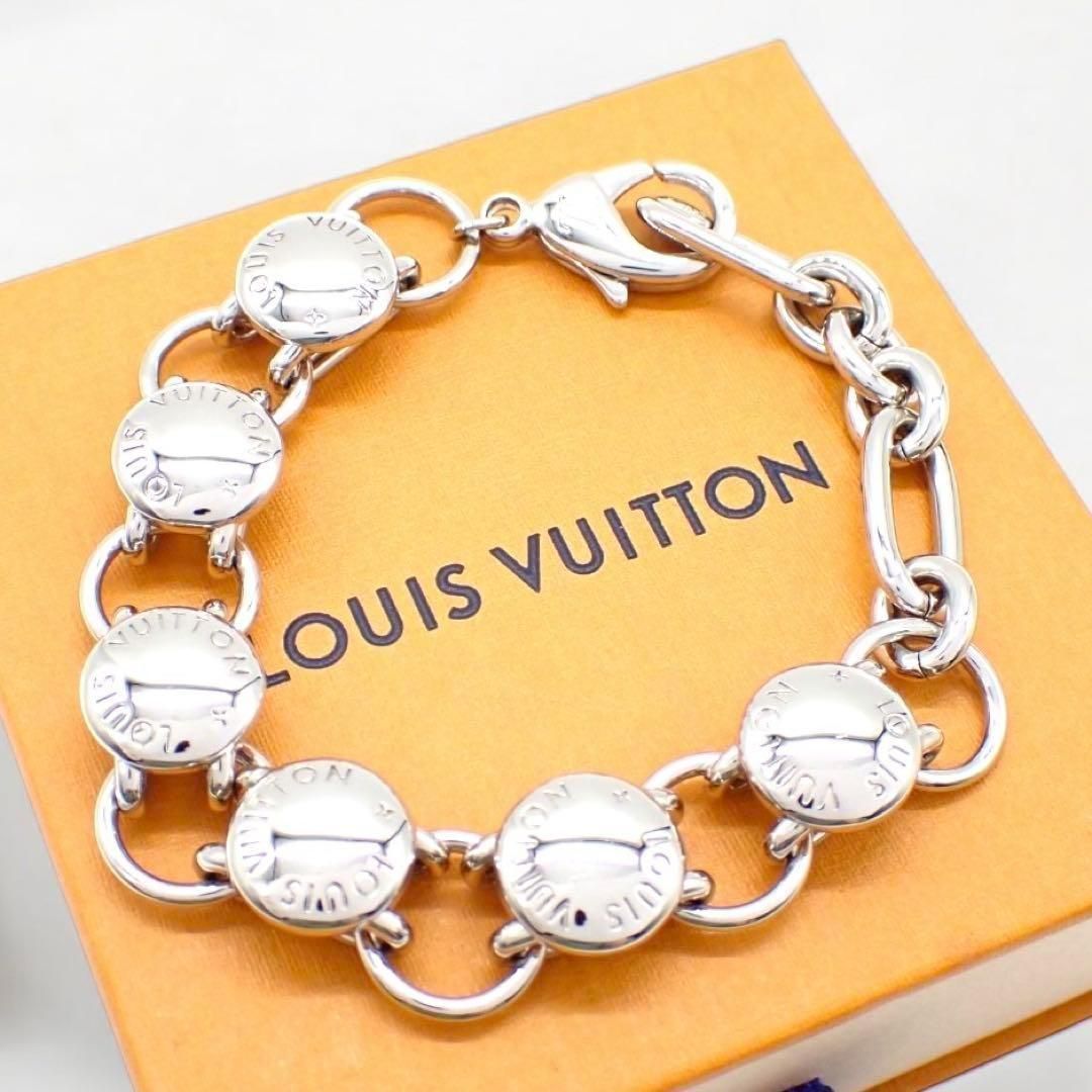使用少 付属品有 ルイヴィトン LV スタッズ ブレスレット シルバー