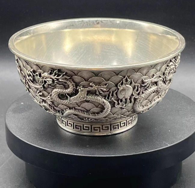 双竜戯珠碗 銅器 稀少品 茶道具 重厚 極細工 工芸品 美術品 置物 仏事 銅器 浮彫双龍戯珠碗 工芸品 装飾品 工芸品 美術品 置物 - メルカリ