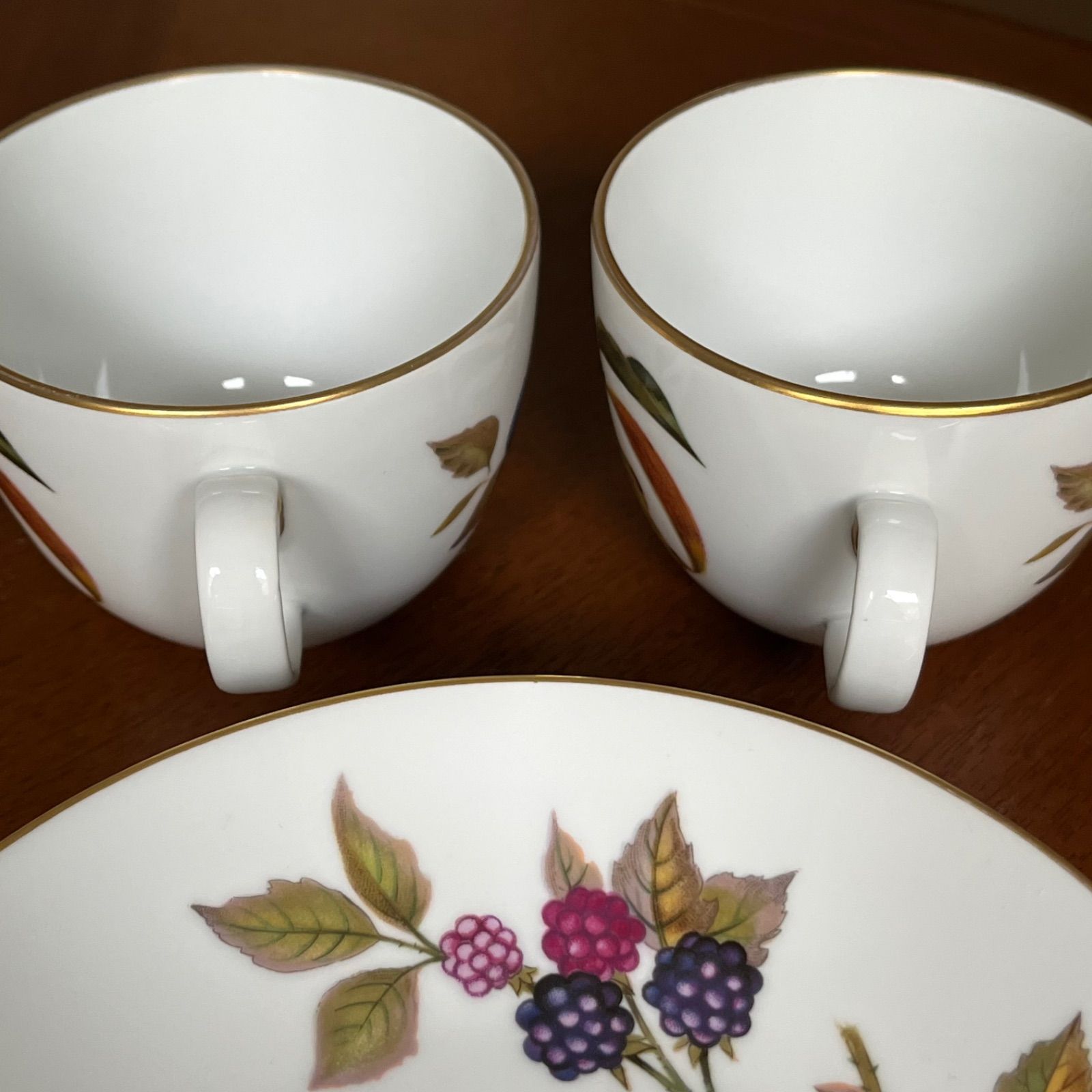 美品】ロイヤルウースター☆イヴシャム☆トリオ ペア - メルカリ