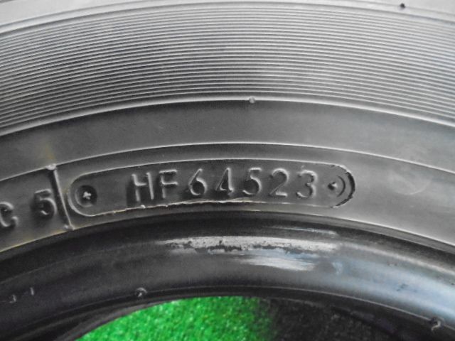 12インチスタッドレスタイヤ4本セット