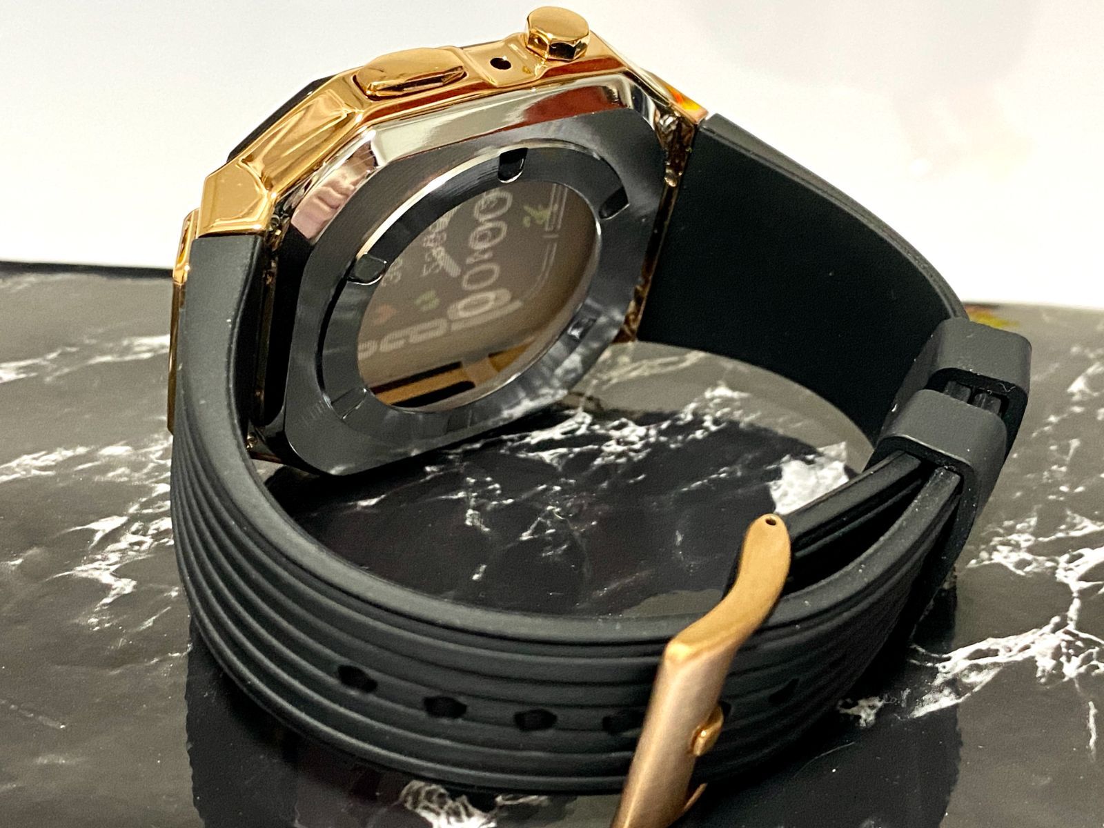 ブラックローズゴールド Apple Watchラバーバンドカバーメタルケース  