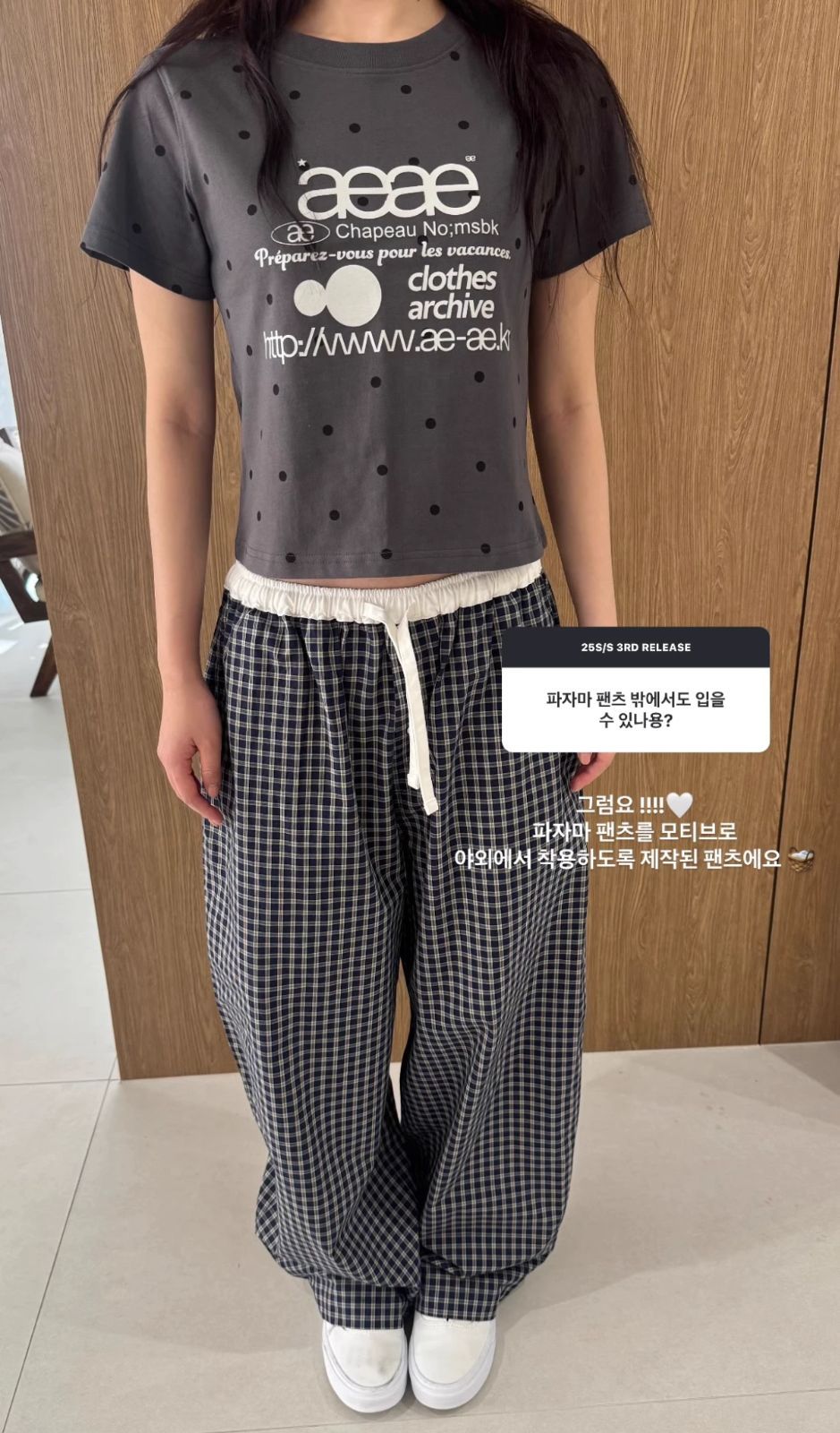 韓国 AEAE 25SS WEB LOGO DOT CROP T-SHIRTSエーイーエーイー