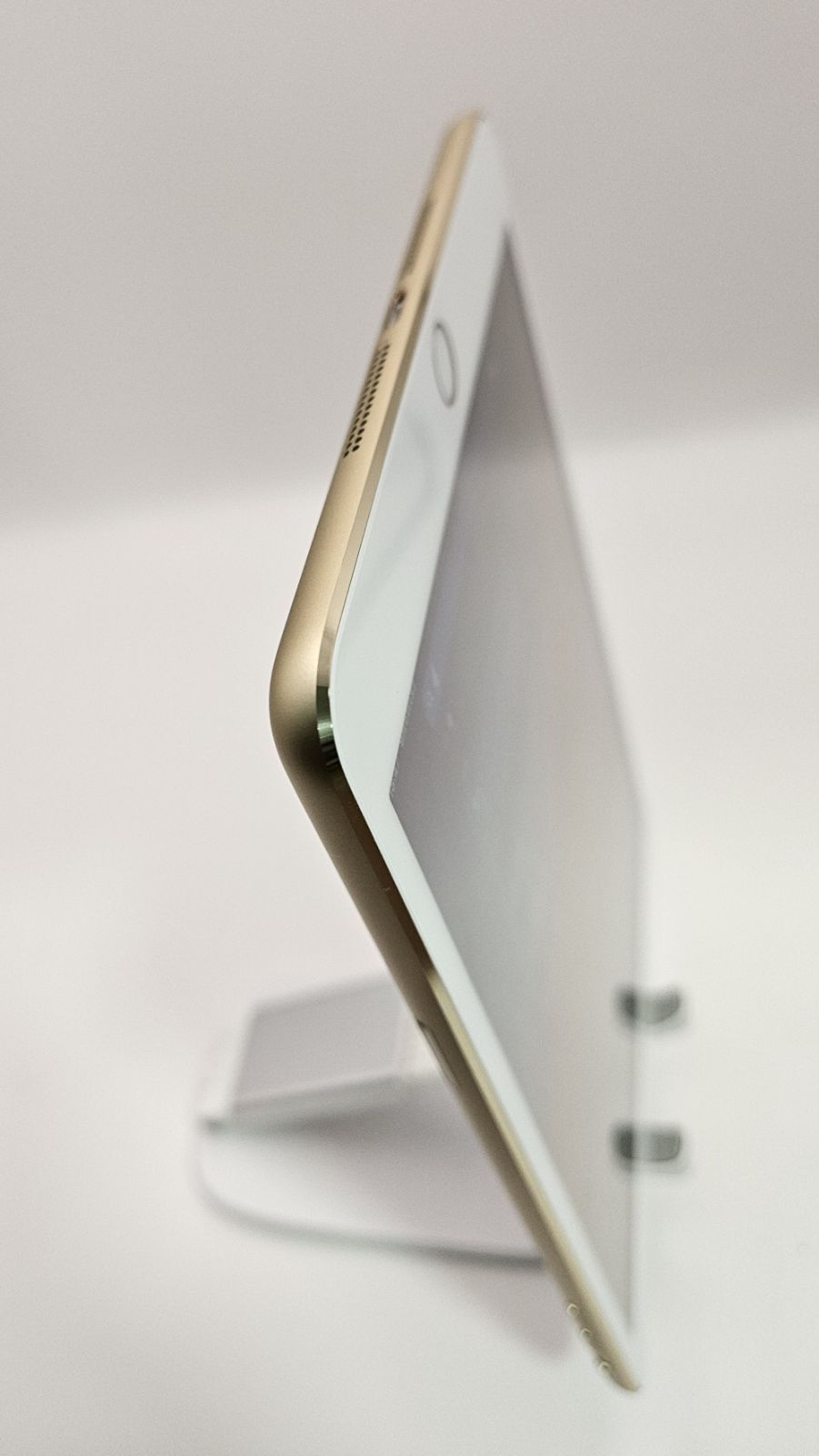 iPad mini 3 Wi-Fi モデル16GB ※ケース付・即発送 iPad本体 iPad mini3