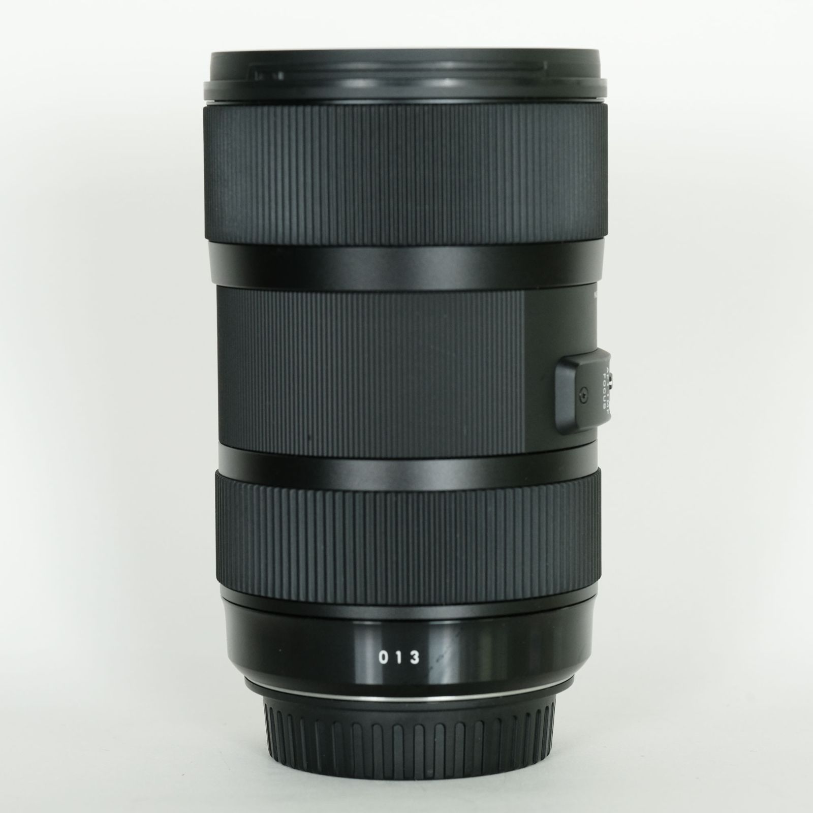 シグマEF-Sマウント18-35mm F1.8 Amazon.com : Sigma 18-35mm F1.8 Art DC HSM Lens for Canon, Black