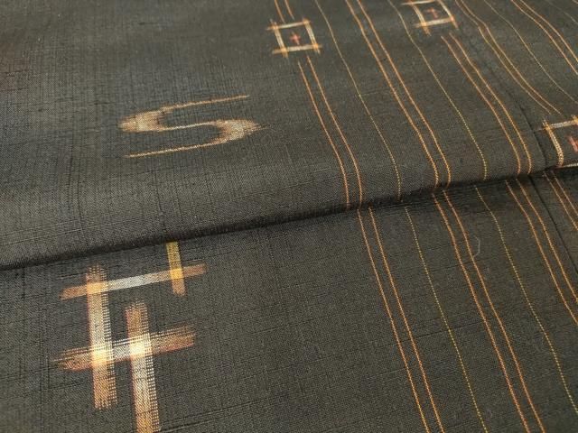 平和屋着物▽琉球紬 単衣 十字絣 反端付き 正絹 逸品 CAAT6561xi