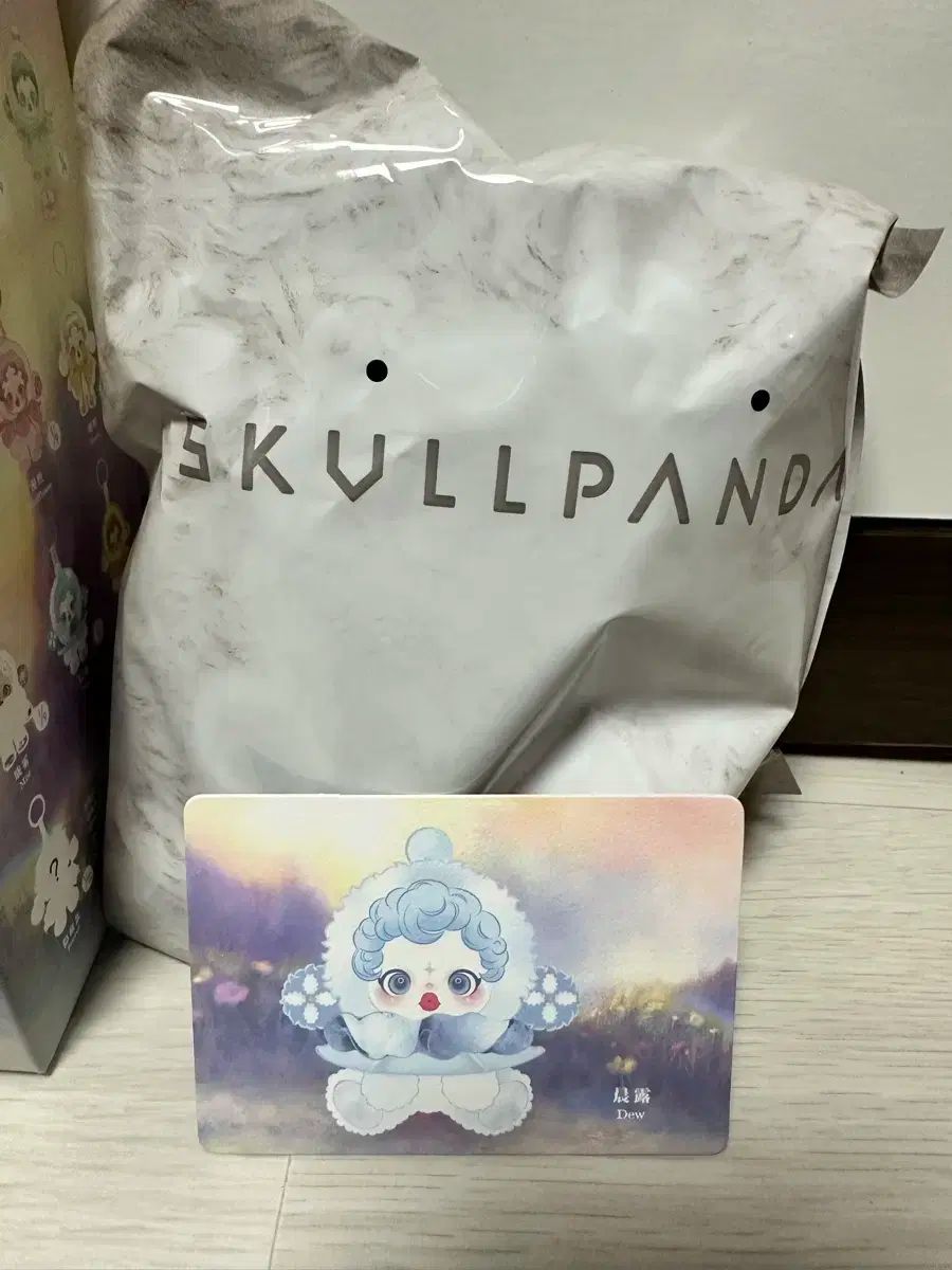 SKULL PANDA スカルパンダ　ポップマート　Dew Windflower ポップマート スカルパンダ インプレッショニズムシリーズ