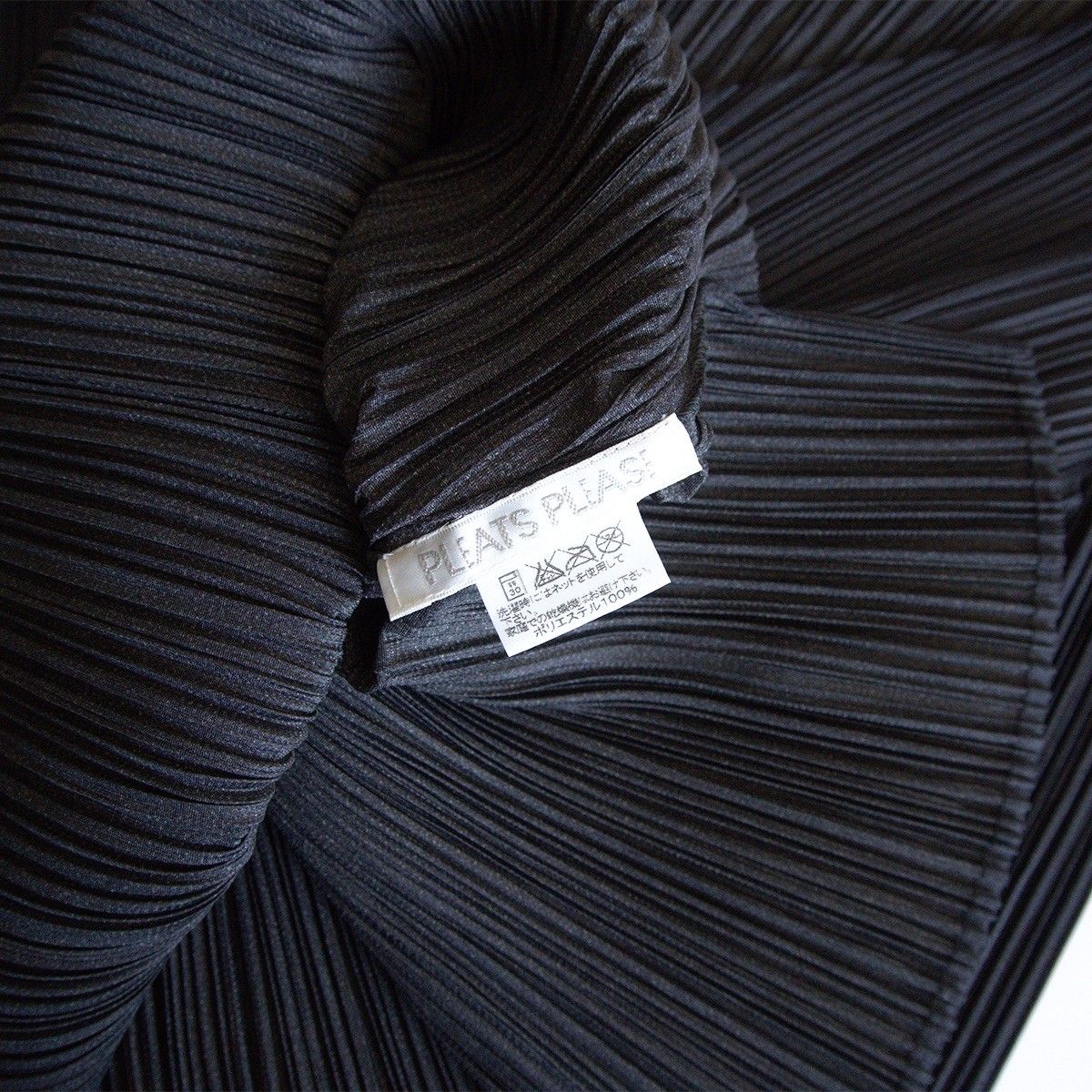 プリーツプリーズ　カットソー　黒 美品 99ss プリーツプリーズ vintage PLEATS PLEASE イッセイ