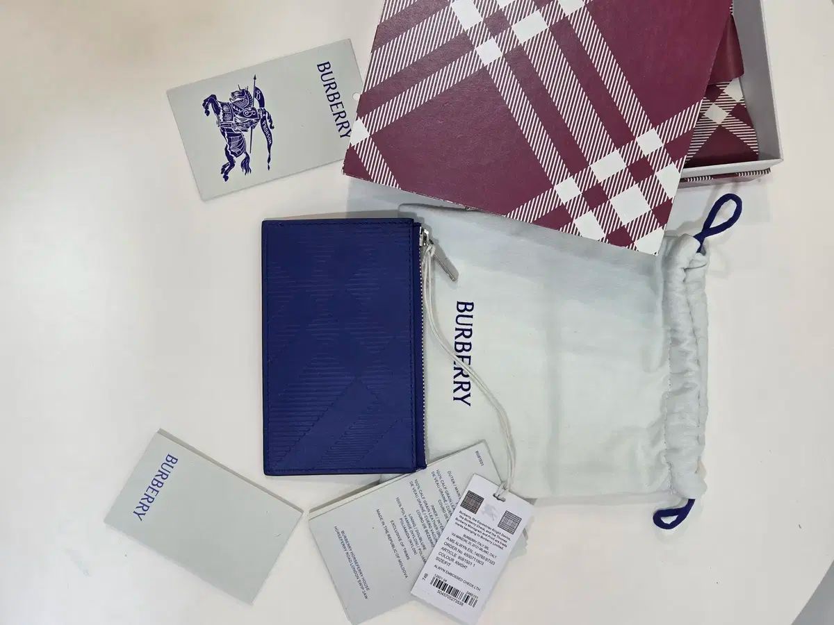 Burberry バーバリー ファスナー カード 財布