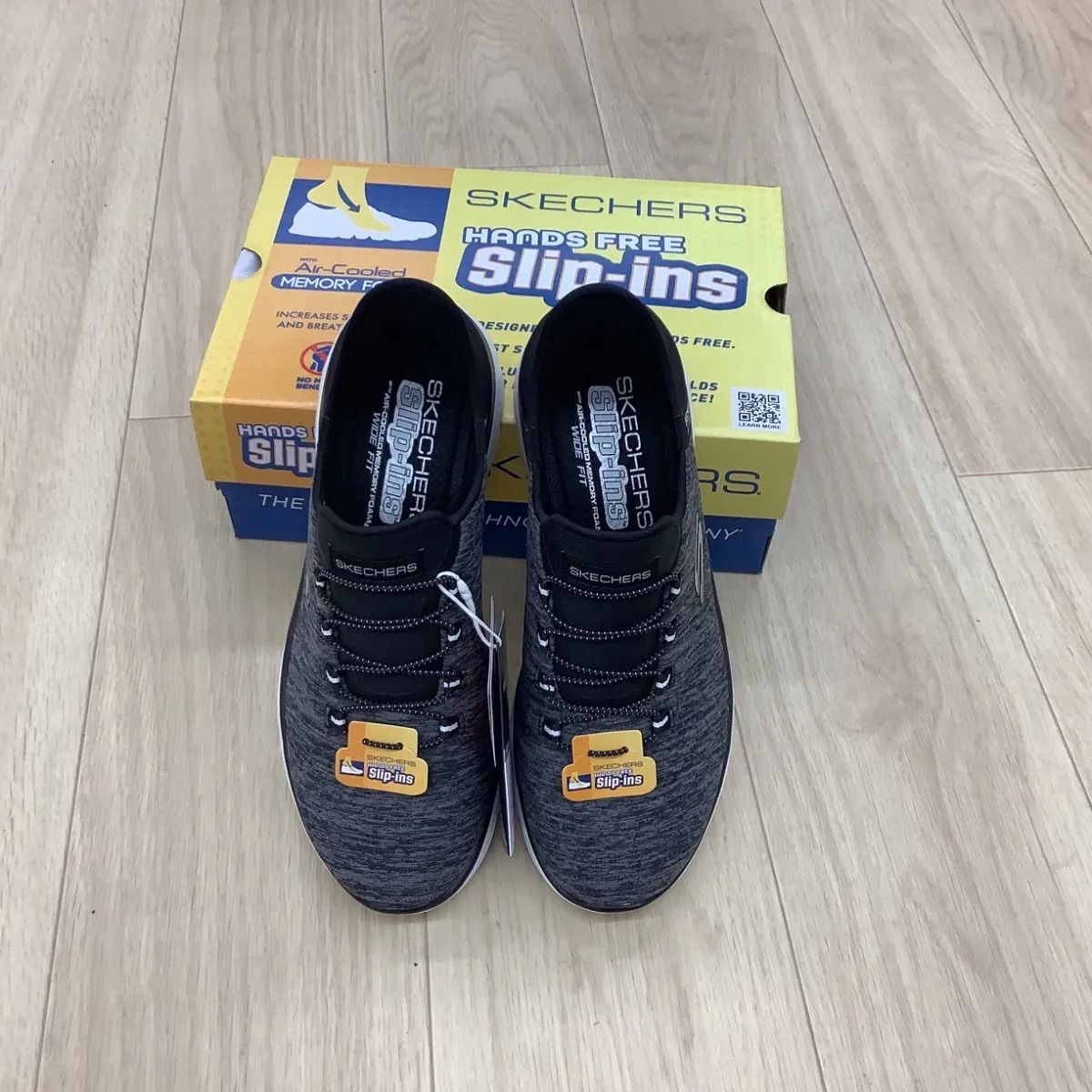SKECHERS