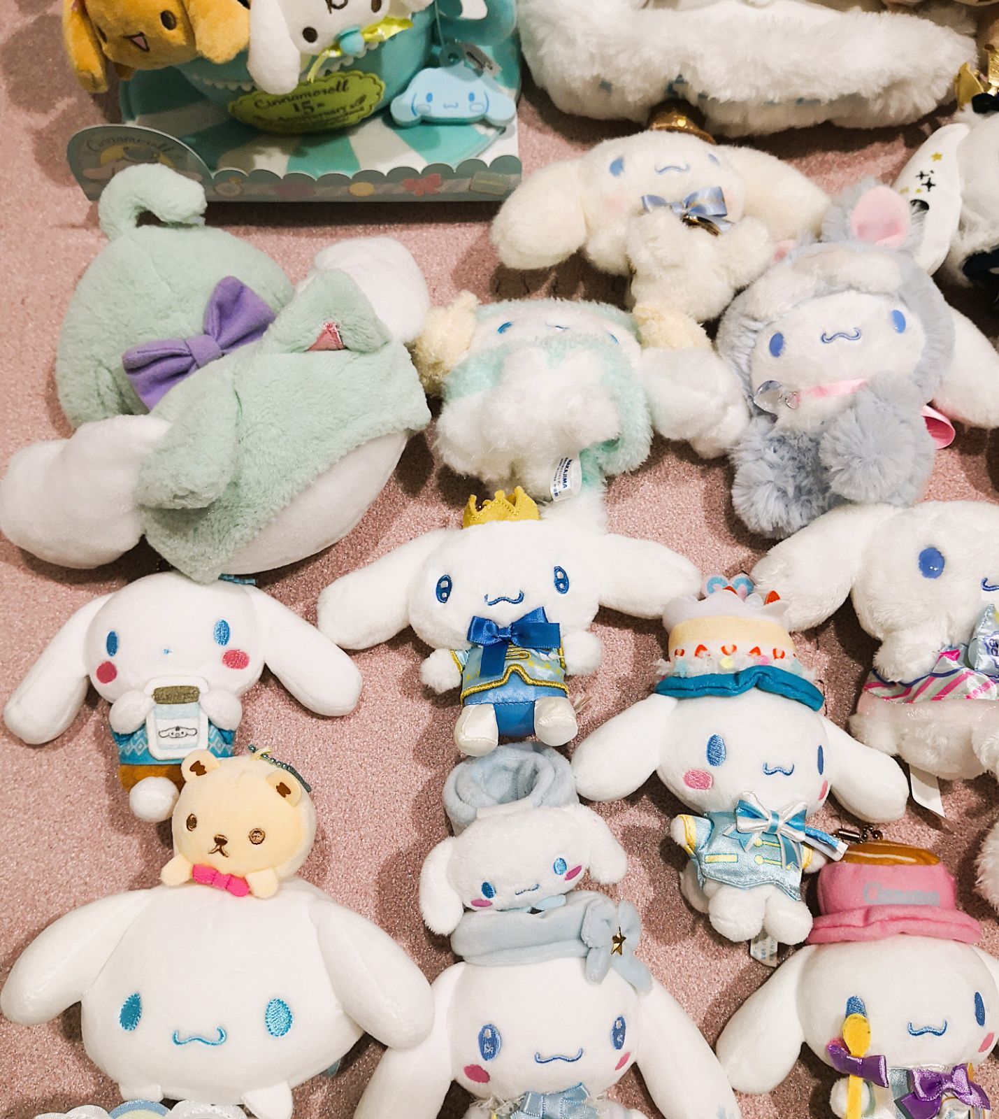 サンリオ　シナモロール　マスコット　ぬいぐるみ　まとめ売り サンリオ シナモン シナモロール ぬいぐるみ マスコット 16個