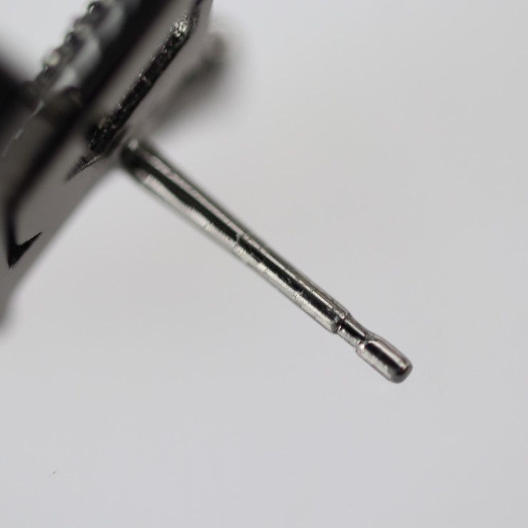 LOUIS VUITTON ルイ ヴィトン ピアス M00941 メタル ガンメタル