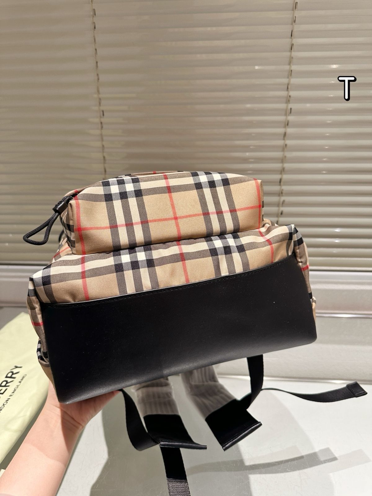 【未使用に近い】BURBERRY バーバリー ミリタリージャケット バーバリーロンドン ミリタリージャケット ライナー付 ノバ