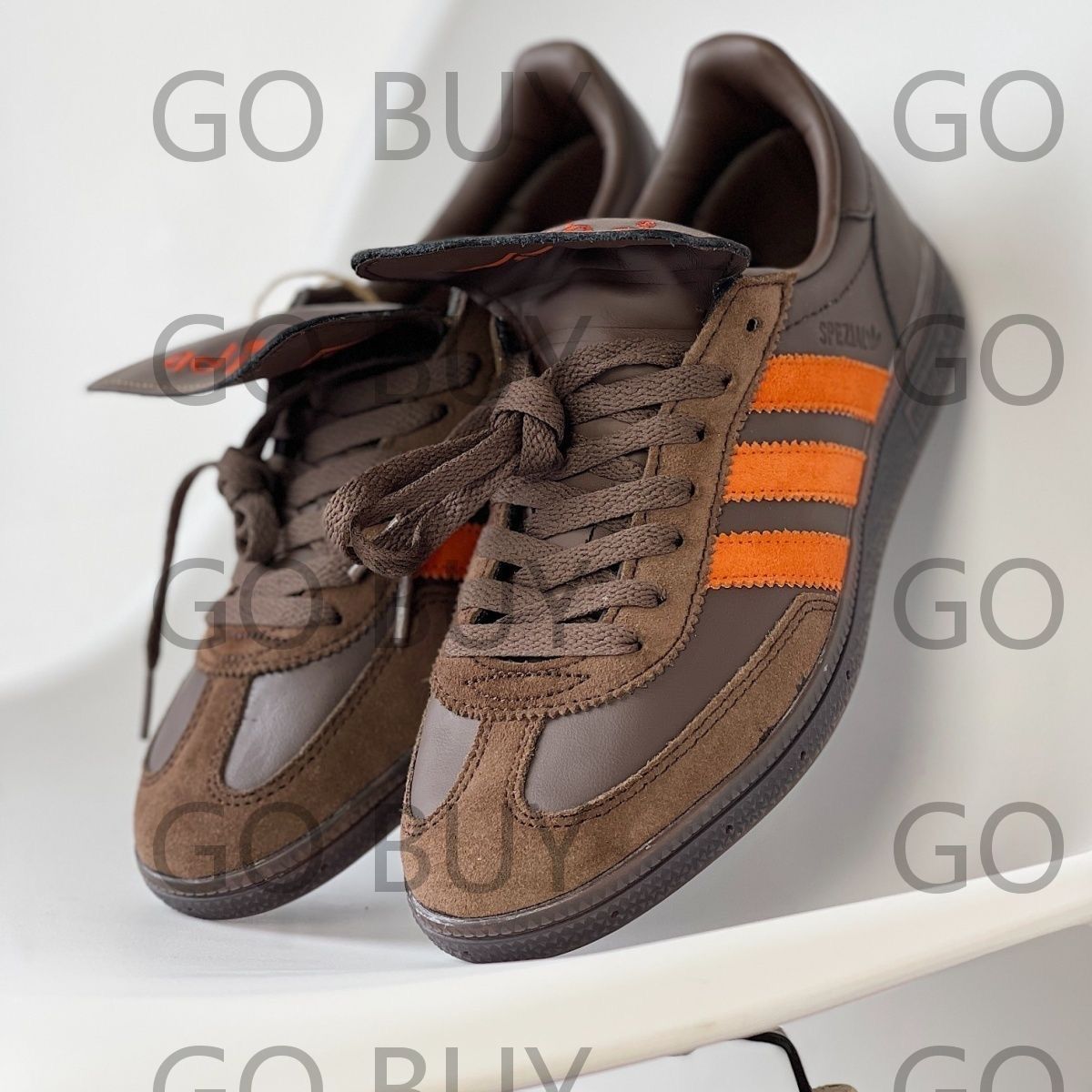 美品 HANDBALL SPEZIAL SHUKYU BROWN カップルシューズ レディース/メンズ  箱付