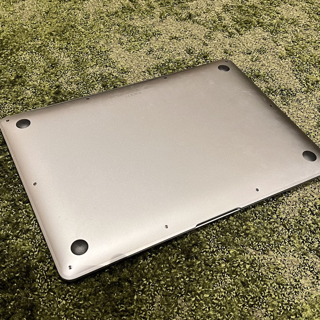 ☆ジャンク☆MacBook Air (M1, 2020) メモリ 8GB / SSD 256GB