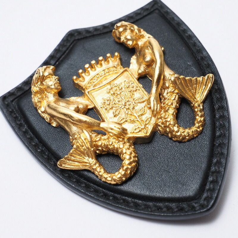 miumiu ミュウミュウ エンブレムブローチ miumiu ミュウミュウ エンブレムブローチ MIU MIU - ミュウミュウ