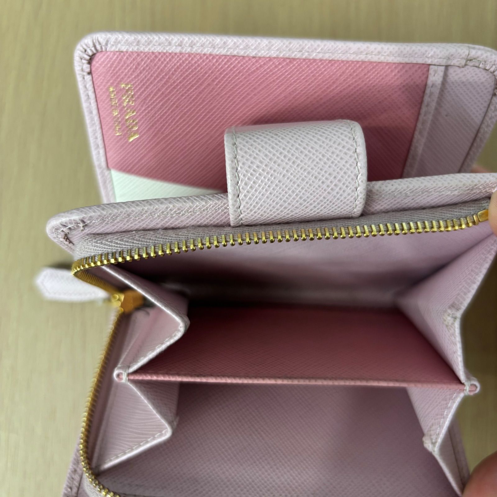 PRADA プラダ SAFFIANO サフィアーノ 二つ折り財布CIPRIA ピンク