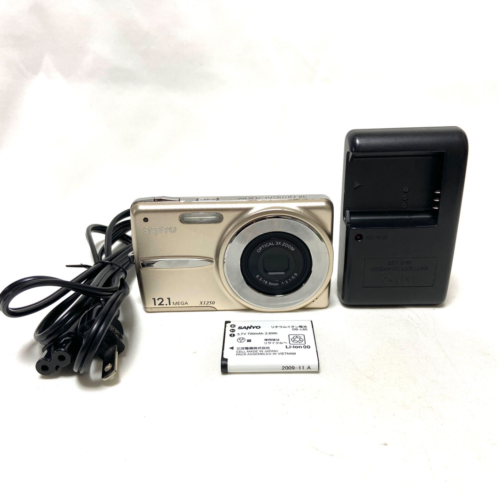 SANYO X1250 ゴールド サンヨー コンパクトデジタルカメラ 12.1 MEGA