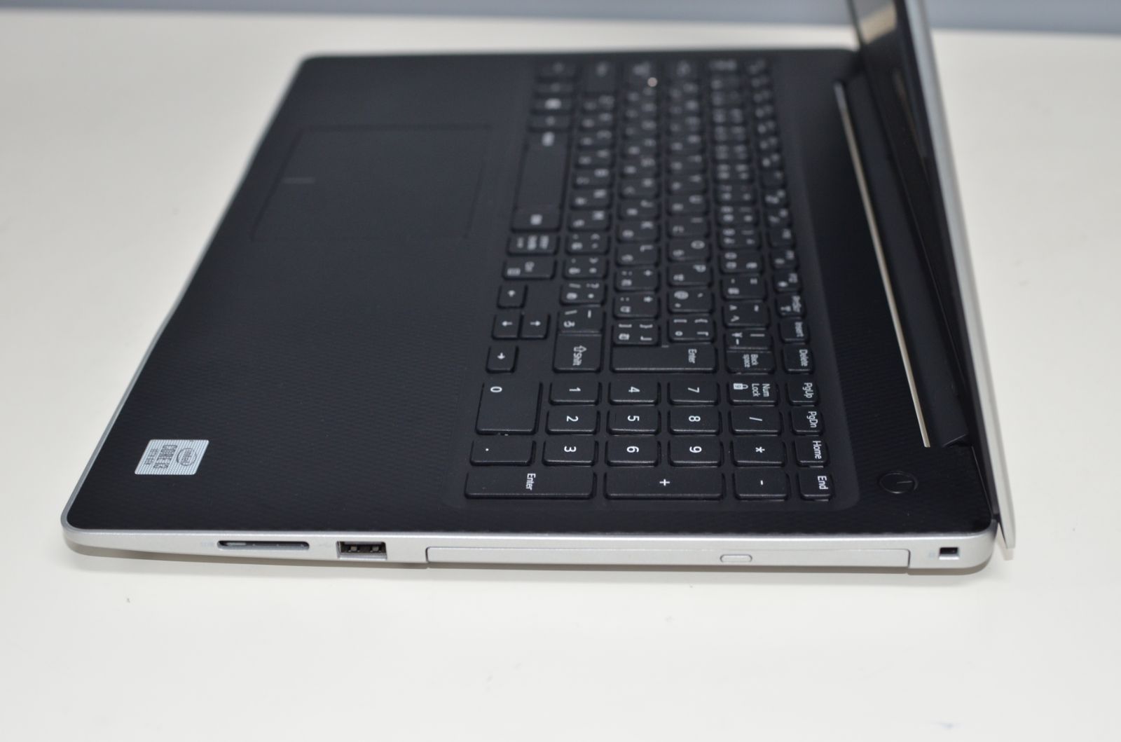 メルカリ最安値　DELL Inspiron 3593 超美品 メルカリ最安値 DELL Inspiron 3593 超美品 2025年最新】dell