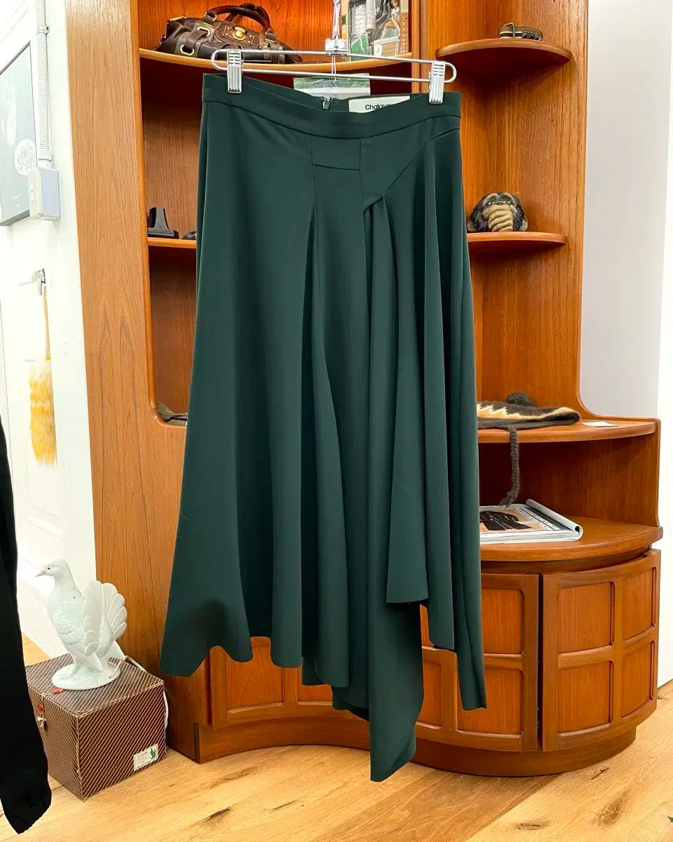 40 フセイン シャラヤン プリーツ スカート