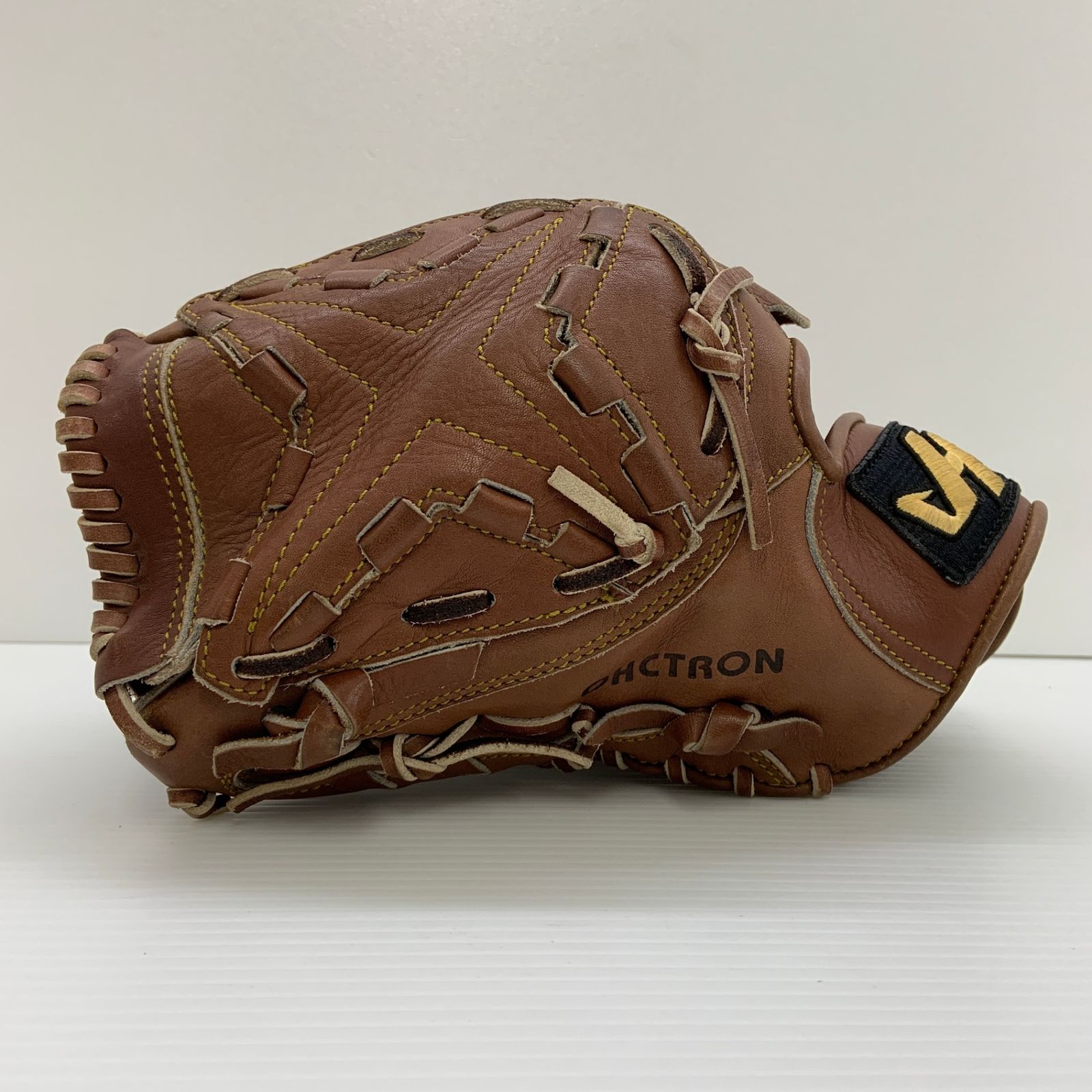 中古品☆ハタケヤマ グローブ 投手用 ハタケヤマ HATAKEYAMA 硬式 大人 一般 投手用 グローブ