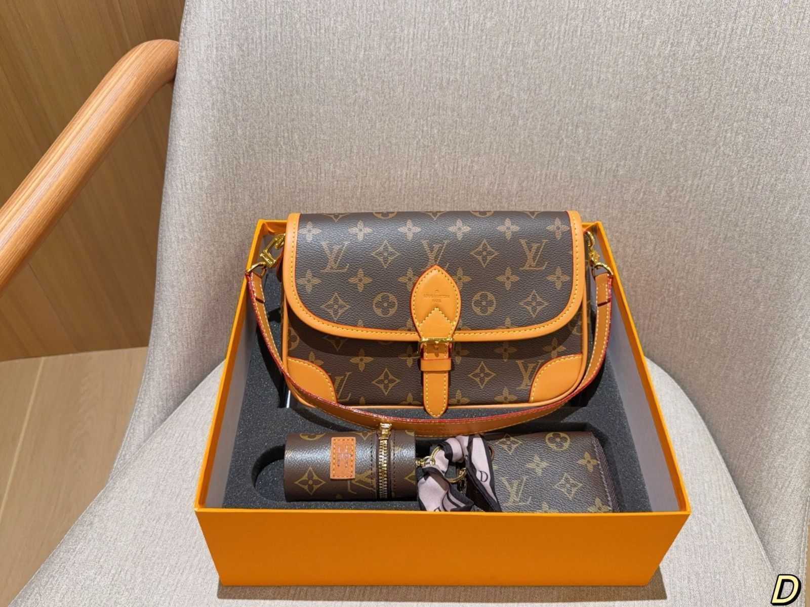 LOUIS VUITTON - 【超美品】ルイヴィトン モノグラム ペンケース Louis Vuitton(ルイヴィトン) ペンケース(ライフスタイル