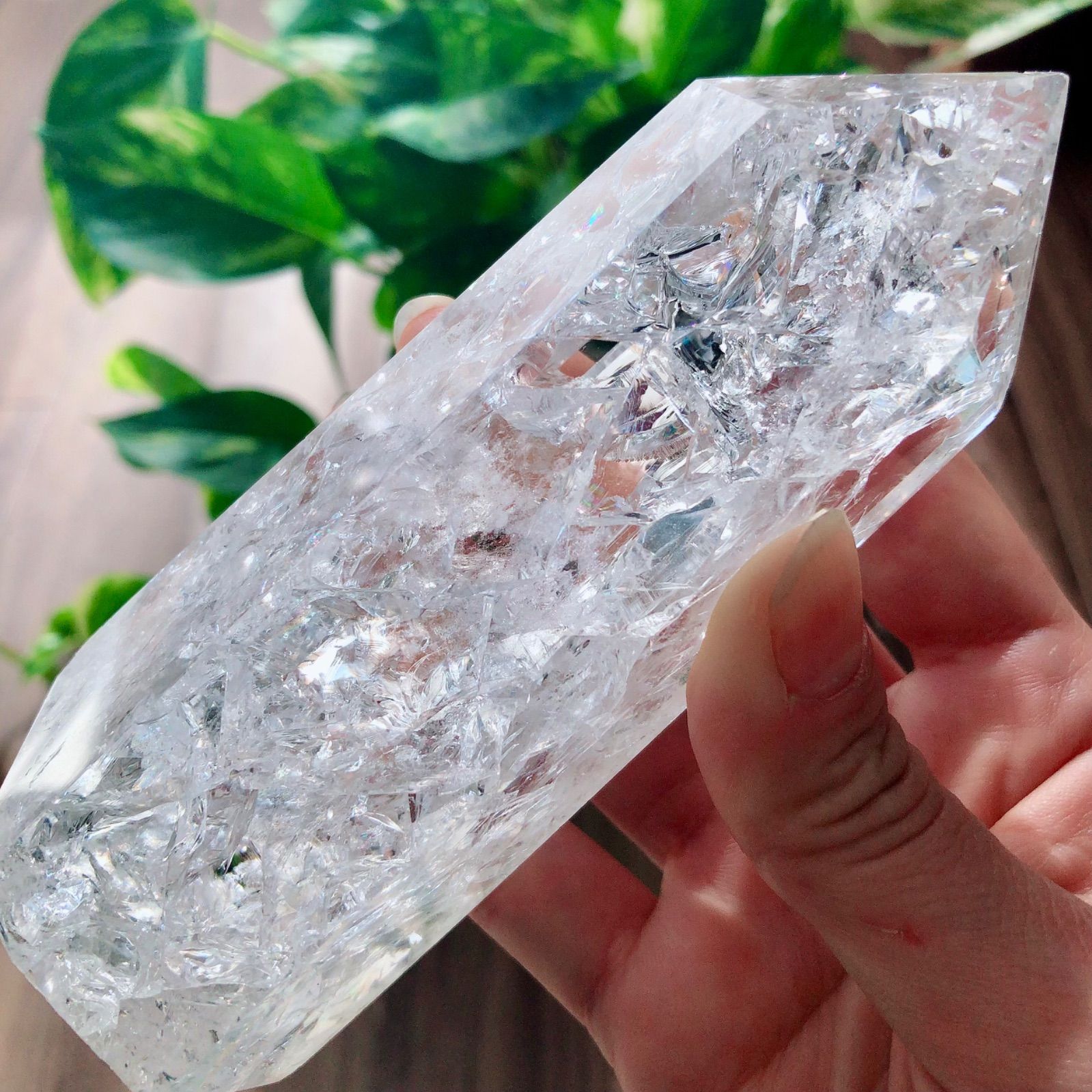 オススメ】☆レインボー入りクラック水晶ポイント☆ クラック 水晶