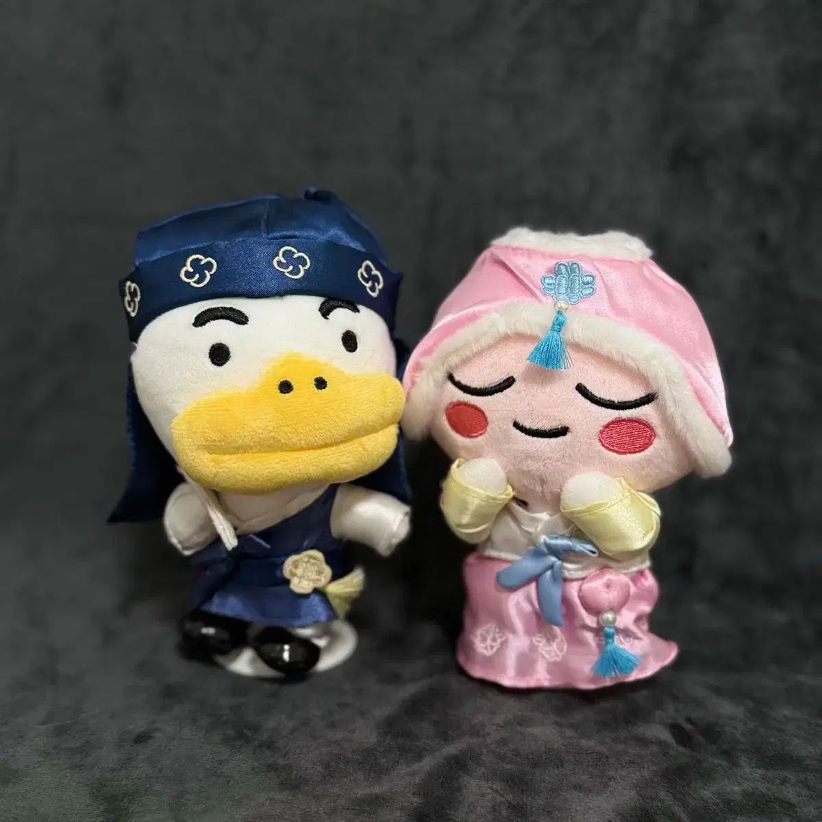 木製コマ雛人形セット 広井政昭さんの貴重な作品 。木製なのでお手入れ