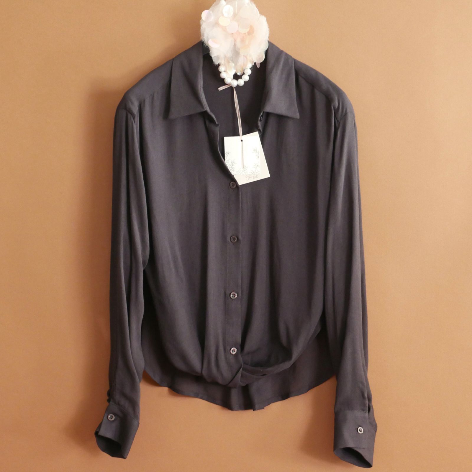dt062|S-M|M-L|選択可ミラノの新ブランド ミアイア |2025-26秋冬|可憐な大人女性|イタリア製ウールブラウス|くすみダークブラウン|ブルネロクチネリなどお好きな方も
